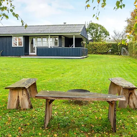 Lxiii Holiday home *