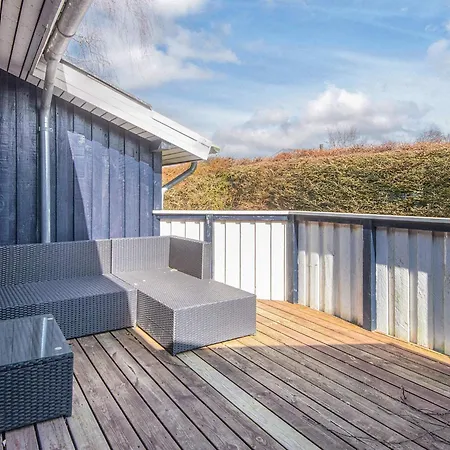 Holiday home Lxiii *
